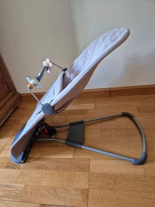 Hamaca Babybjörn Bliss beige + juguete