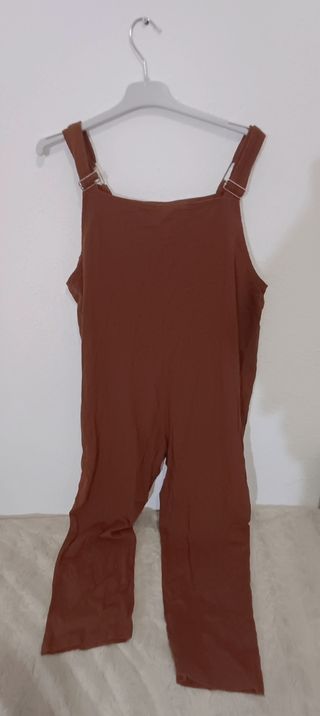Mono marrón - Ropa
