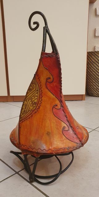 Lampada in pelle etnica