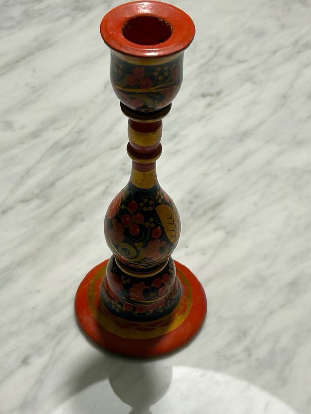 Portacandela in legno dipinto stile russo