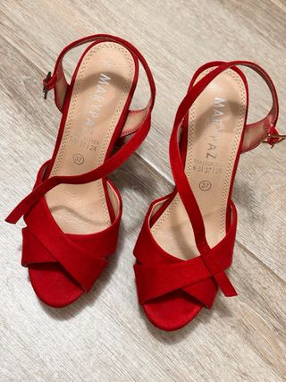 Zapatos tacón rojo