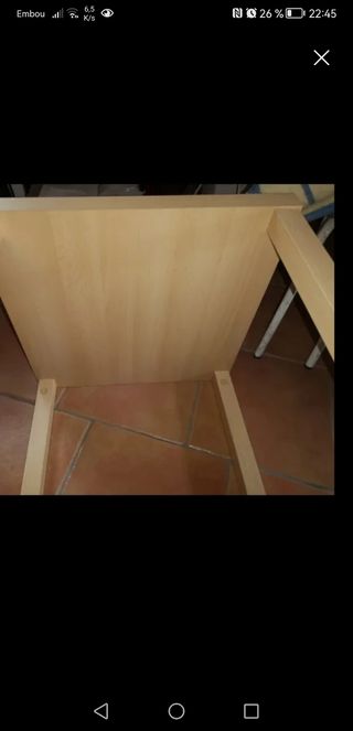 Mesita auxiliar pequeña
