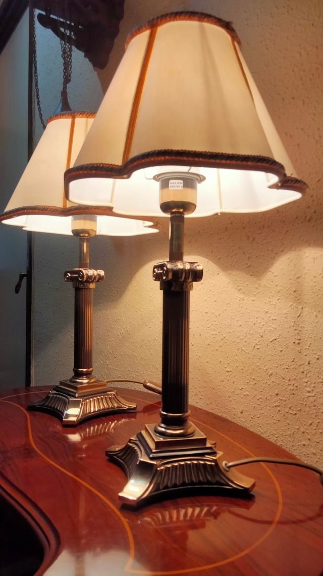 LAMPADE DA TAVOLO COLONNE ROMANE IN BRONZO