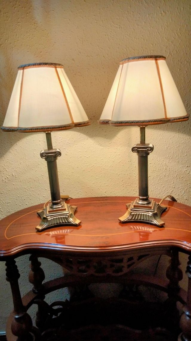 LAMPADE DA TAVOLO COLONNE ROMANE IN BRONZO