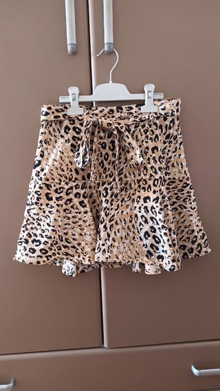 Falda Stradivarius