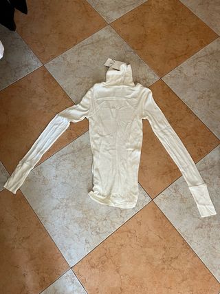 Jersey cuello alto Zara blanco