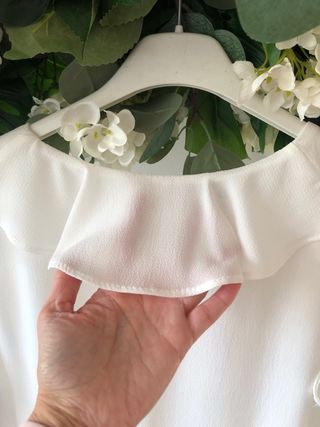 Blusa Blanca Volantes