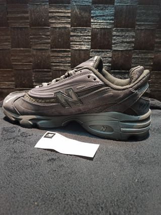 New Balance 1000 NBB Cordura Negro y gris