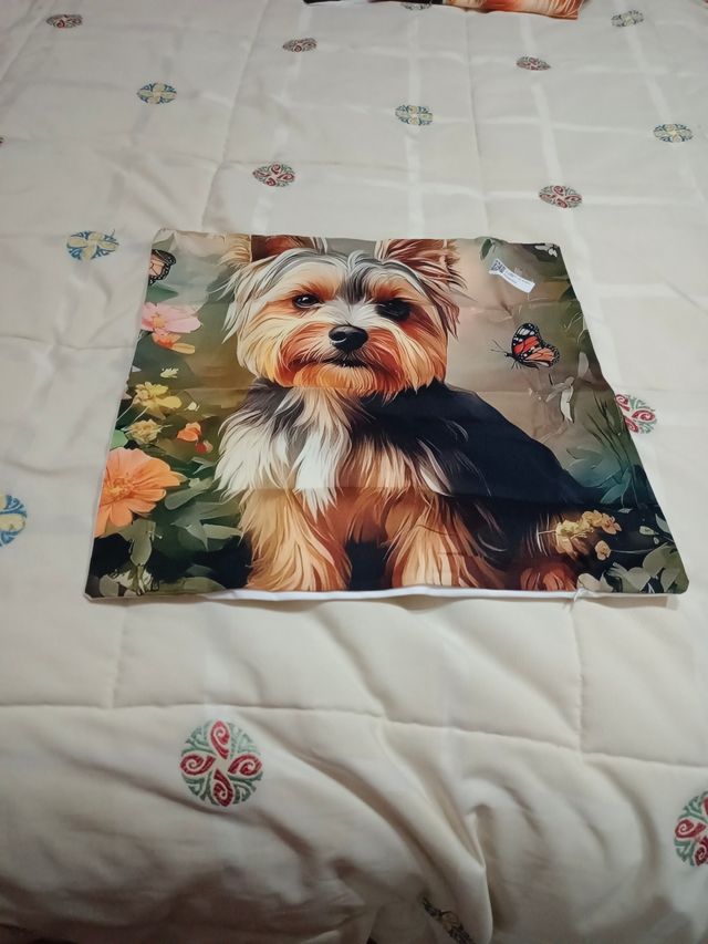 Funda cojín perro Yorkshire 45x45