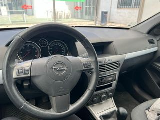 Opel Astra 2006