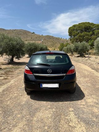 Opel Astra 2006