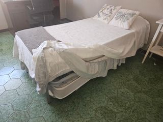 Cama nido blanca y gris