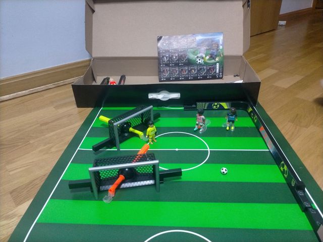 Playmobil campo de futbol