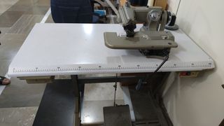 Máquina de coser: puntada invisible