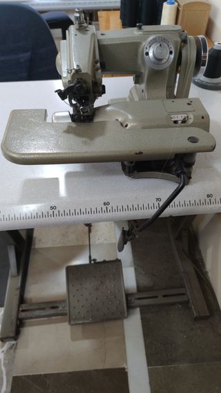 Máquina de coser: puntada invisible