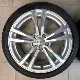 LLANTAS AUDI 18 A3 ORIGINALES CON NEUMÁTICOS