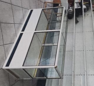Vitrina expositora 1,80x0,90x0,50
2 UD precio ud