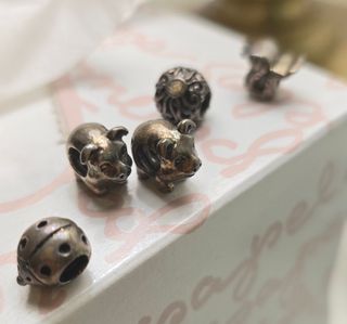 Pulsera 13 charms plata