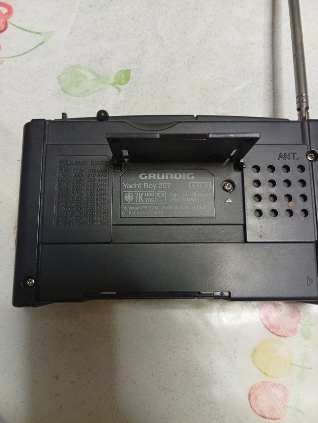 Radio Grundig Yacht Boy 207 Vintage