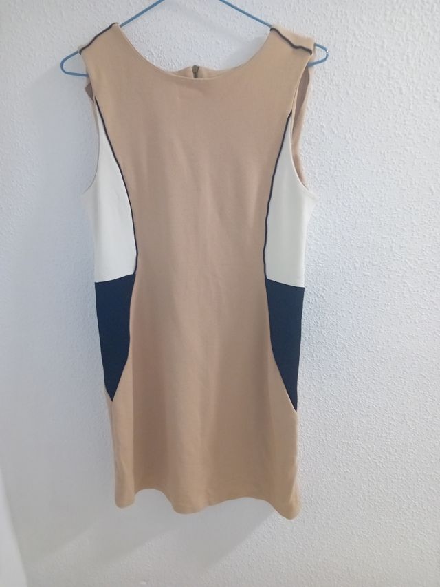 Vestido beige y negro