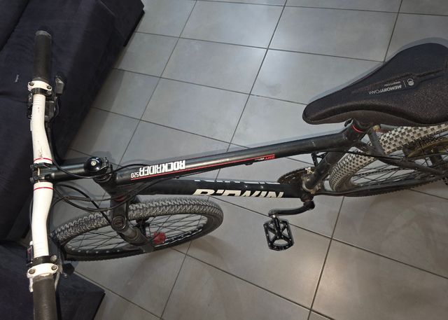 Bicicleta B'Twin Rockrider 520