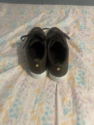 Zapatillas Michael Kors marrón talla 41