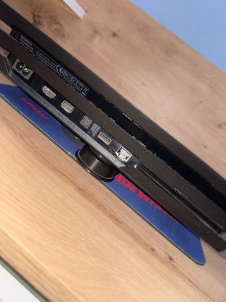 PS4 Pro (PlayStation 4) negra