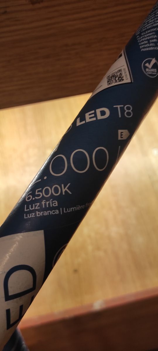 Pack Tubos LED: 7 unidades sin usar
