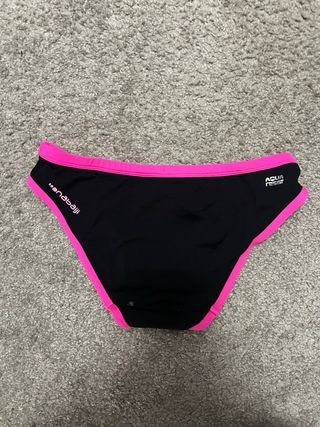 Braguita bikini negra-rosa