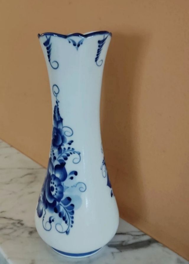 Jarrón Gzhel porcelana azul y blanco