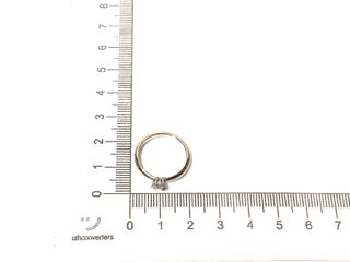anillo oro 18k con piedra con diamante