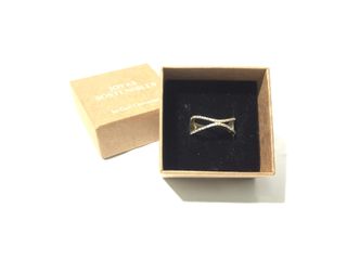 anillo oro 18k con piedra con circonita