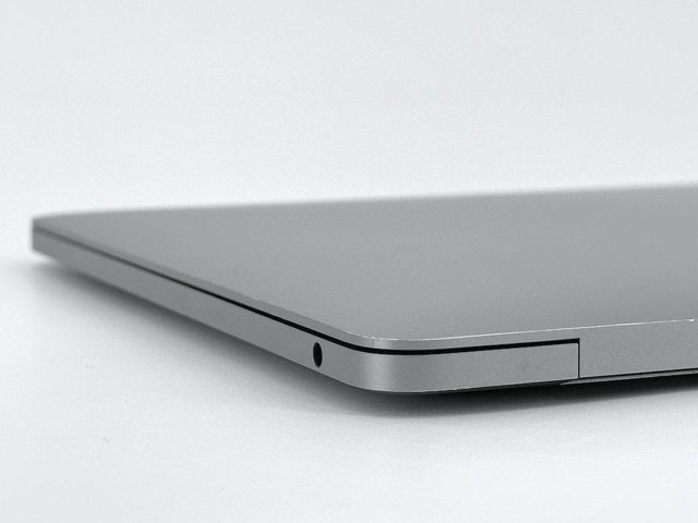 MacBook Pro 13" (2017) Intel Core i5 2.3GHz 2 núcleos - SSD 128GB SSD - 8GB RAM - Gris Espacial