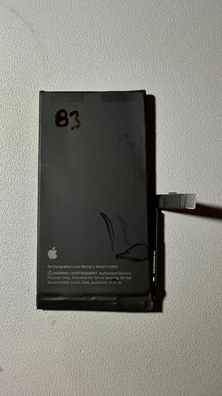 Batteria originale APPLE iPhone 14 83%