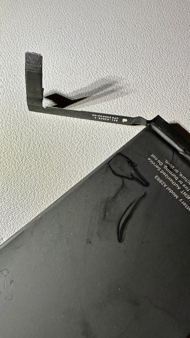 Original APPLE iPhone 14 83% bateria