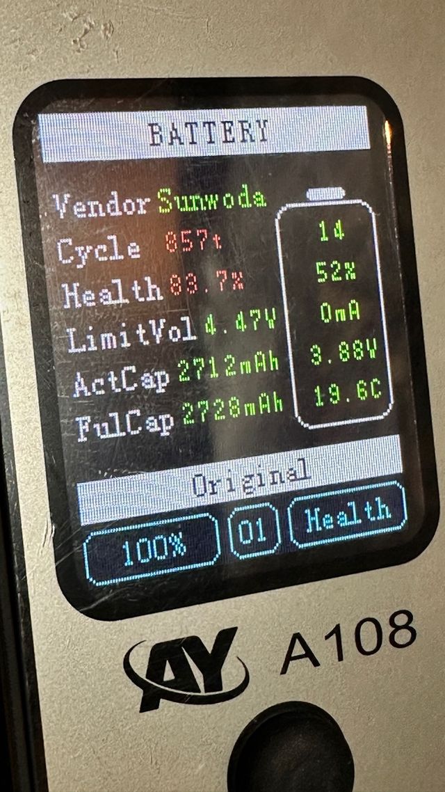 Batteria iPhone 14 - 83%. Originale Apple 