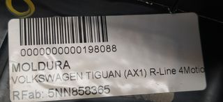 MOLDURA VOLKSWAGEN TIGUAN (AX1)