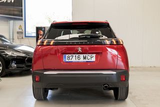 Peugeot 2008   Allure BlueHDI 130 SS EAT8 