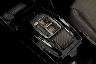Peugeot 2008   Allure BlueHDI 130 SS EAT8 