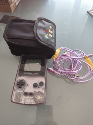 Game Boy Color morado transparente