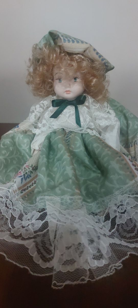 Bambola porcellana vintage