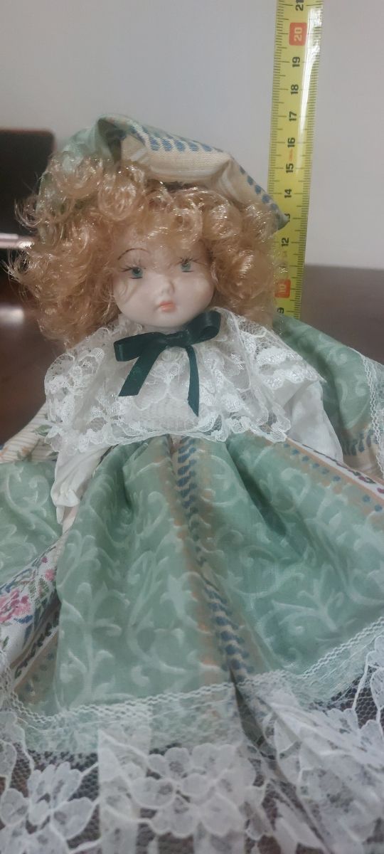 Bambola porcellana vintage