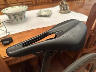 Sillín Fizik Argo Tempo Carbon