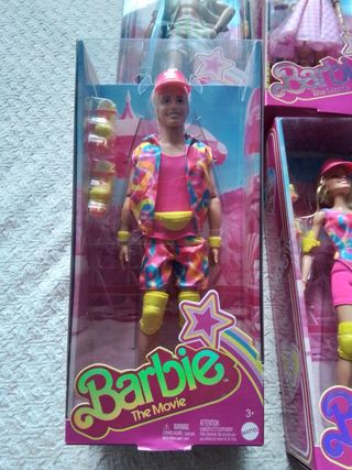 " Barbie La Película " Ken con atuendo de patin