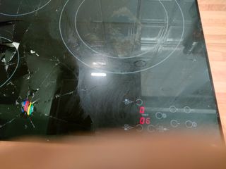 Vitrocerámica inducción Whirlpool rota