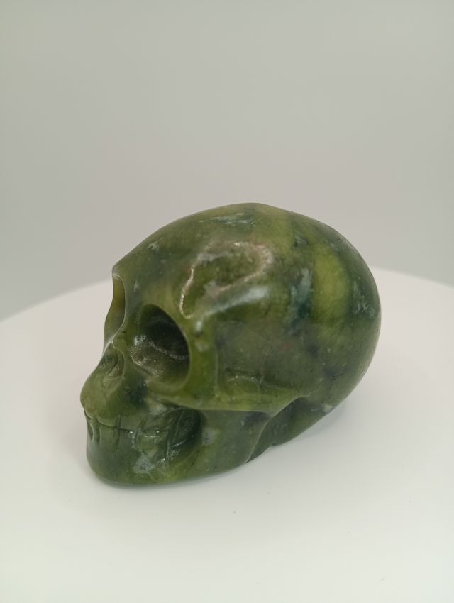 Calavera Jade: Tallada a mano