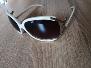 Occhiali da sole bianchi