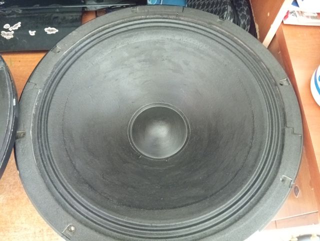 2 Subwoofer 18" - Audio Pro