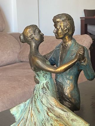 Escultura pareja bailando - Lluis Jorda