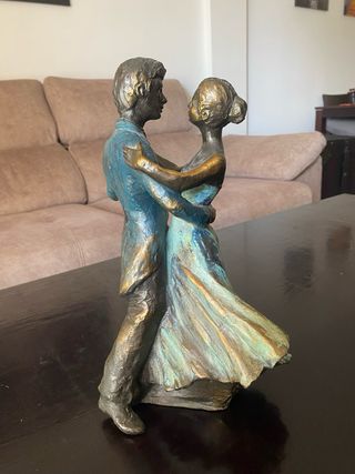 Escultura pareja bailando - Lluis Jorda